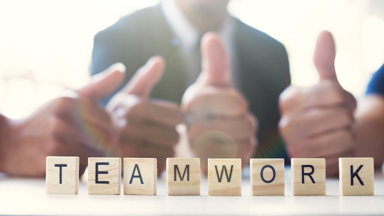 processos de marketing ajudando no trabalho em equipe
